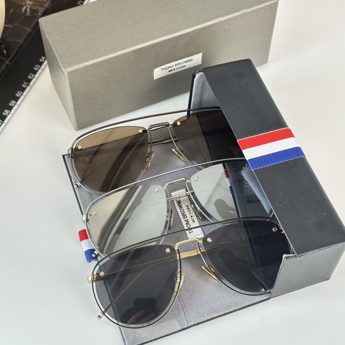 THOM BROWNE Sunglasses