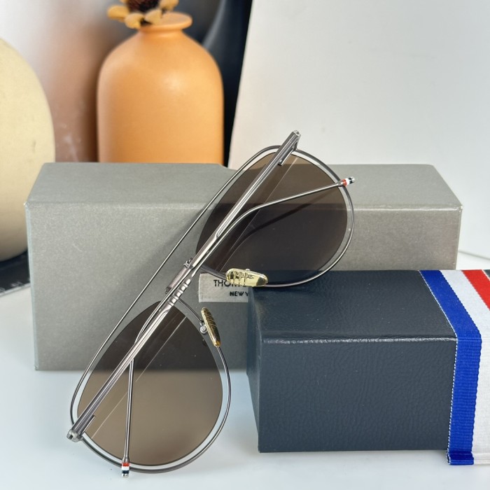 THOM BROWNE Sunglasses