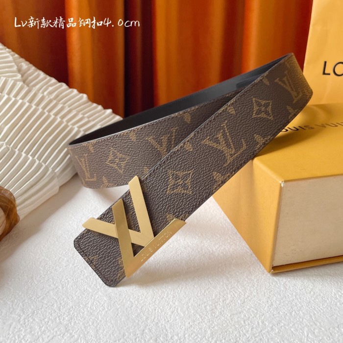 LOUIS VUITTON Belt