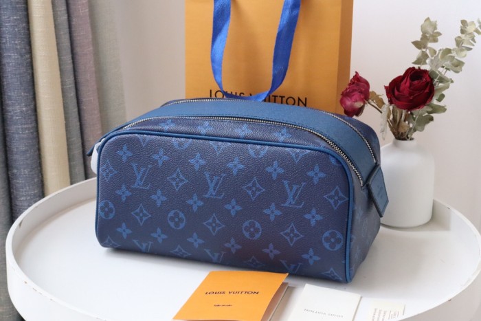 LOUIS VUITTON bags