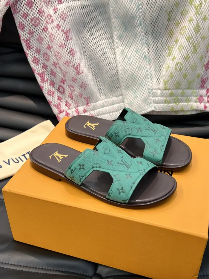 LOUIS VUITTON Men_Slippers/Sandals eur 38-45