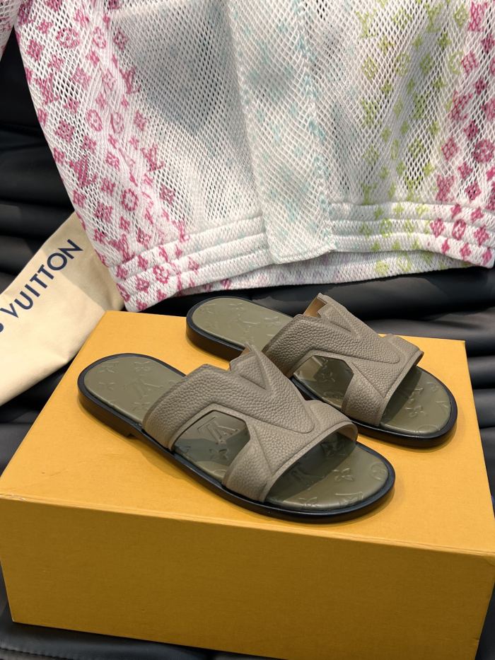 LOUIS VUITTON Men_Slippers/Sandals eur 38-45