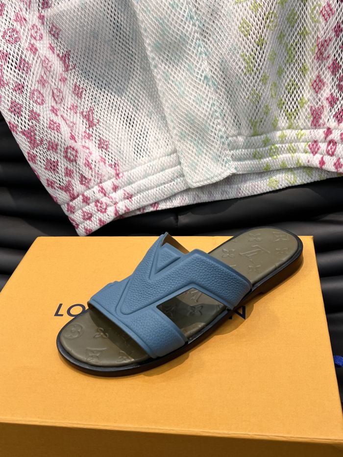 LOUIS VUITTON Men_Slippers/Sandals eur 38-45