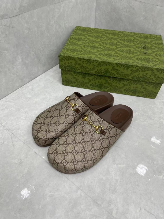 Gucci Unisex_Slippers/Sandals shoes eur 35-46