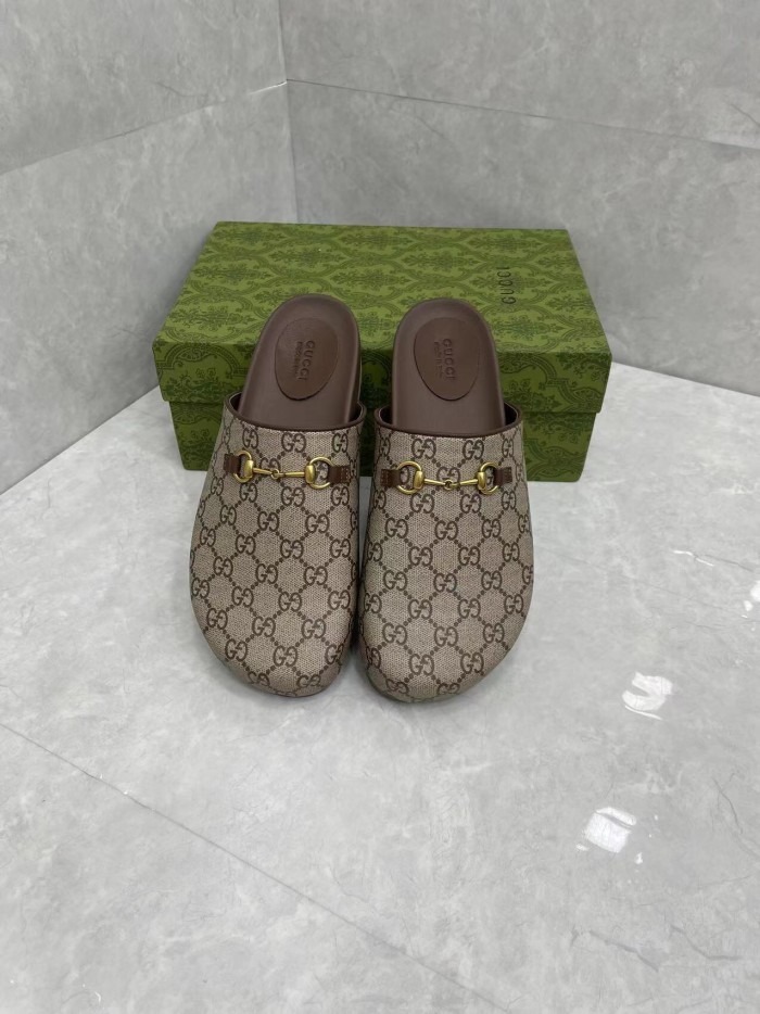 Gucci Unisex_Slippers/Sandals shoes eur 35-46