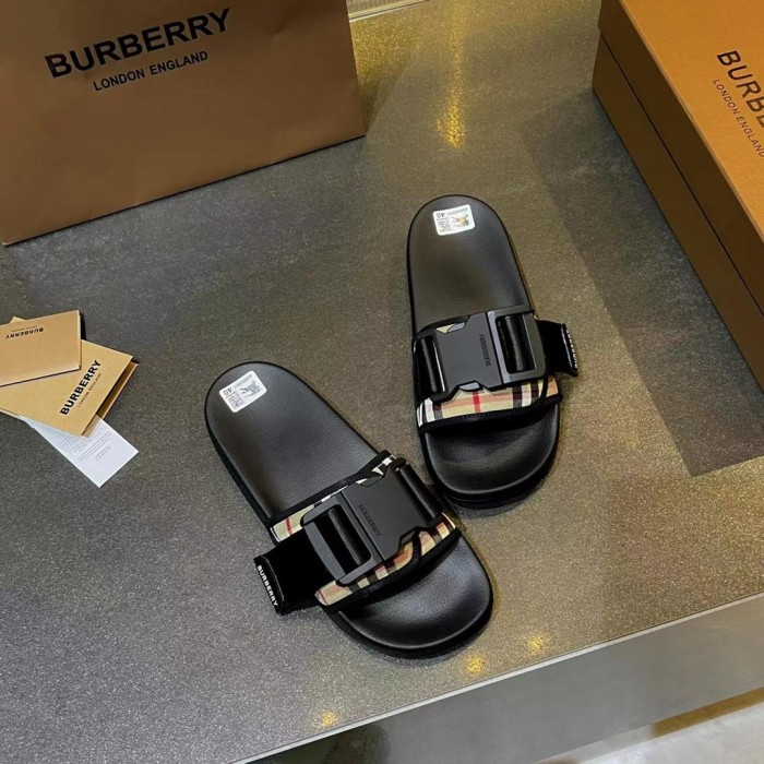 Burberry Unisex_Slippers/Sandals eur 36-45