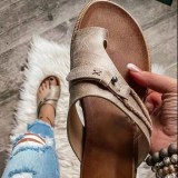 New summer women's shoes foreign trade plus size retro style set-toe flat-bottomed sandals and slippers women HWJ496