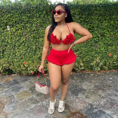 Fashion sexy strappy halter neck open back ruffle shorts suit