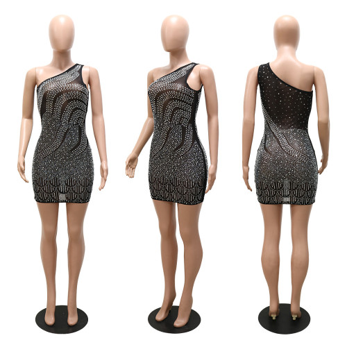 Fashionable sloping shoulder one-shoulder hot diamond bag hip dress