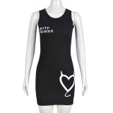Sleeveless off-the-shoulder cutout heart letter dress skirt