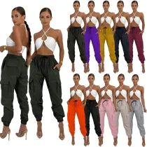Solid casual pants with leg retracting neutral overalls