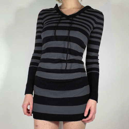 Street retro striped hooded knit skirt