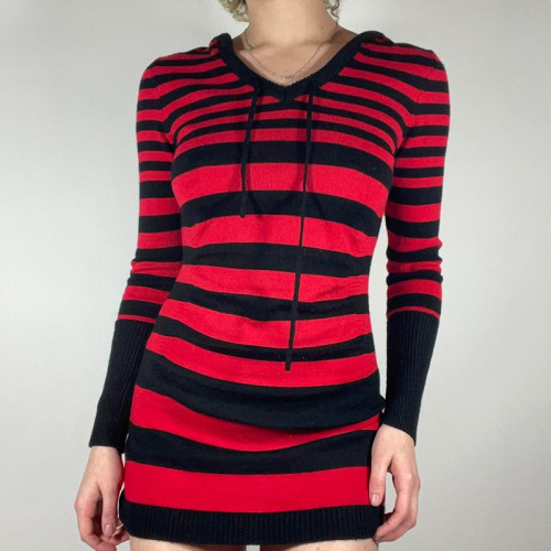 Street retro striped hooded knit skirt