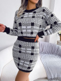 Contrast checked open navel sweater hip skirt knitting suit