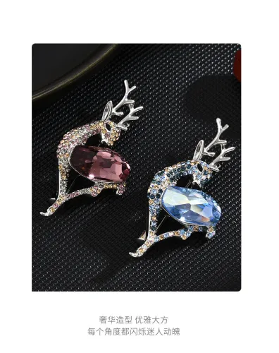 Crystal deer brooch high-end design sense, small number of grand suit accessories, corsage