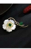 Natural fritillaria flower brooch High grade female exquisite brooch Luxury temperament suit pin