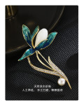 Luxury Hotan Jade brooch High grade pearl magnolia corsage clothing accessories Elegant pin
