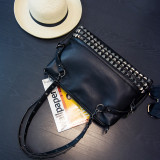Large-capacity bag, litchi pattern, women's bag, fashionable rivet bag, one-shoulder diagonal cross portable punk bag
