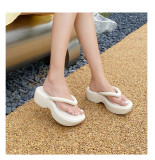 Women's slippers with thick soles wear flip-flops outside casual beach slippers