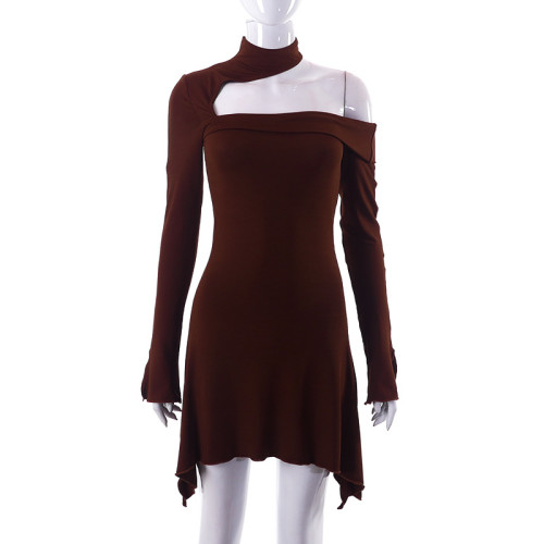 Solid color hollow hanging neck long-sleeve agaric trim dress