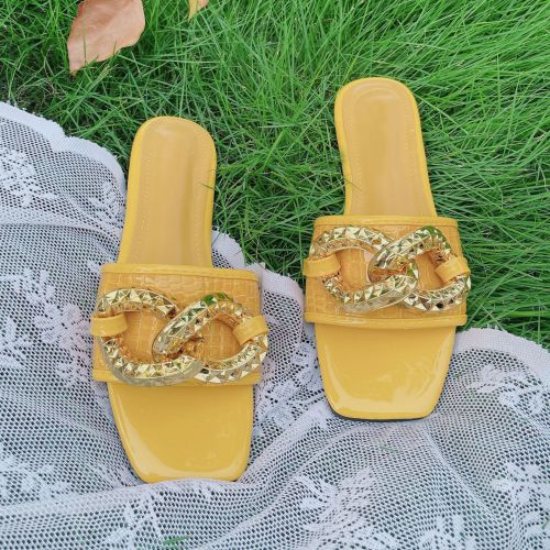 Oversized women's slippers retro metal button square head flat bottom sandal slippers summer slippers