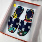 Slippers for women, versatile and fashionable for outerwear, one line flip flops for beach sandals for women, flat bottoms