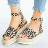 Thick sole wide strap casual buckle sandals