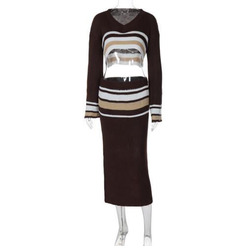 Women's knitted striped mid length skirt set