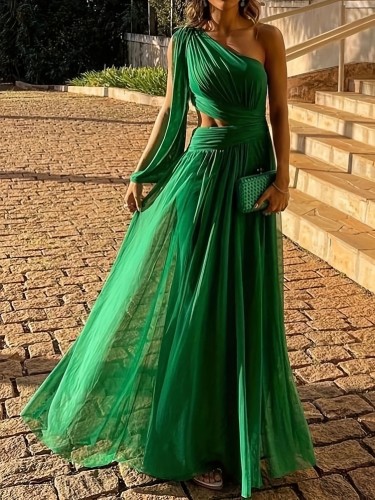 Dress up in large size, dress with sloping shoulders, slim fitting dress, solid color long skirt