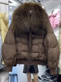 Short and thick oversized feather collar white duck down bread down jacket