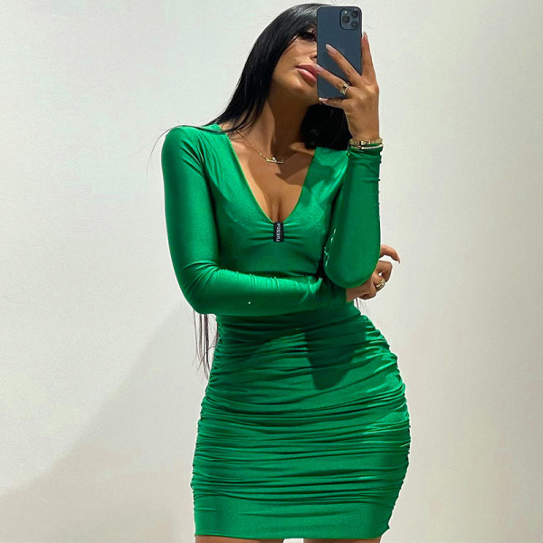 V-neck round neck long sleeved slim fit pleated buttocks wrapped dress