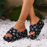 Thick soled casual slippers