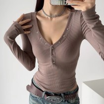 Four button V-neck elastic tight fitting solid color T-shirt