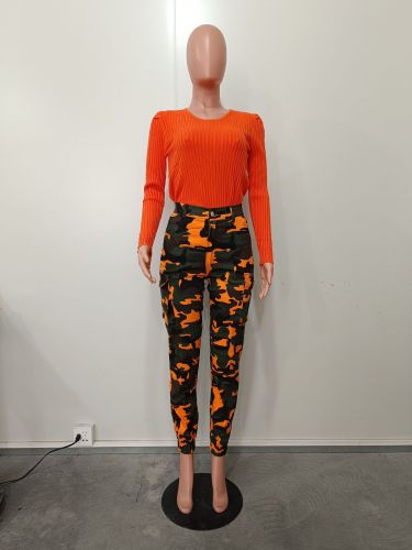 Fashionable women's camouflage small leg workwear pants