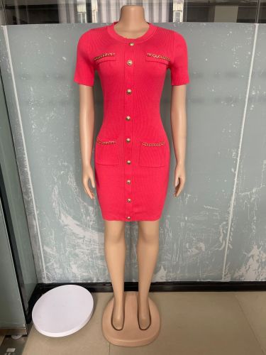 Knitted slim fit short sleeved dress with a round neck sweater