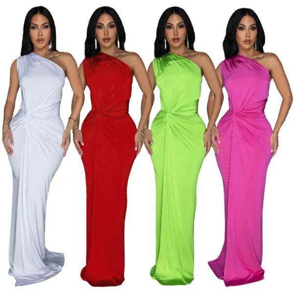 Solid color slanted collar sleeveless slim fit dress