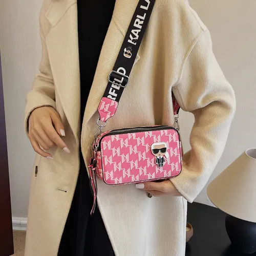 Cartoon shoulder bag with trendy buckle and versatile camera bag