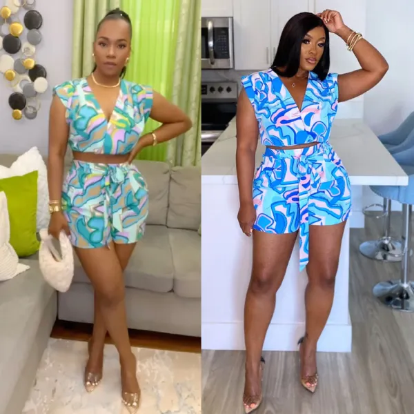 Printed V-neck sleeveless pleated high waisted wide leg shorts two-piece set