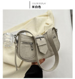 Fashionable shoulder bag