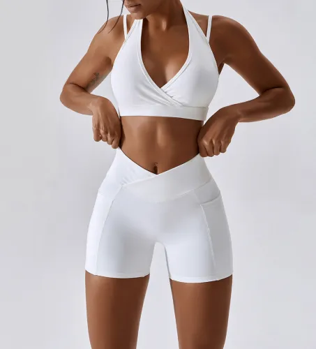 Hanging neck bra shorts sports set