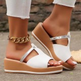 I-shaped lightweight thick soled high rise sandals
