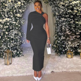 Single sleeve long sleeved round neck pullover twisted dress
