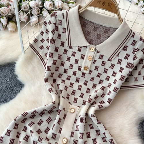 Waist cinched polo collar jacquard knit dress