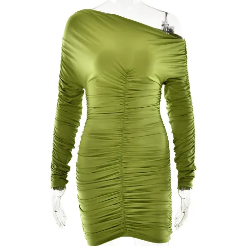 Long sleeved pleated sloping shoulder bag hip dress