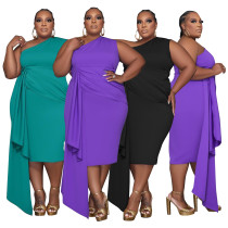 Plus size sleeveless sloping shoulder dress plus size women's dress