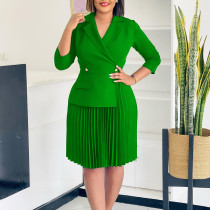 Suit collar solid color pleated dress