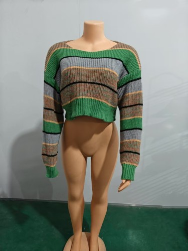 Tight knit versatile sweater