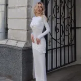 Round neck long sleeved dress with pleats, wrapped buttocks, solid color long skirt