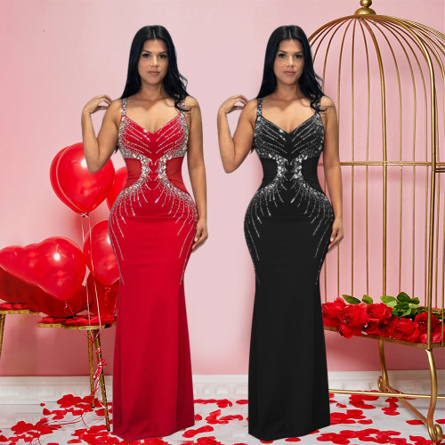 V-neck long dress with suspender straps and rhinestone wrapped buttocks dress