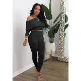Slant shoulder casual suit